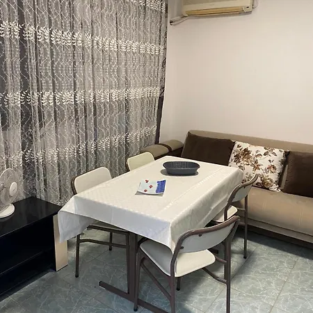 *** Beyaz *** Apartment