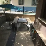 *** Beyaz *** 公寓 *
